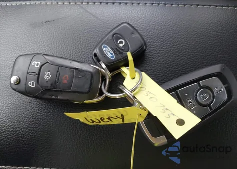 2018 Ford Fusion Hybrid S из США, поврежденный, VIN 3FA6P0UU4JR271637